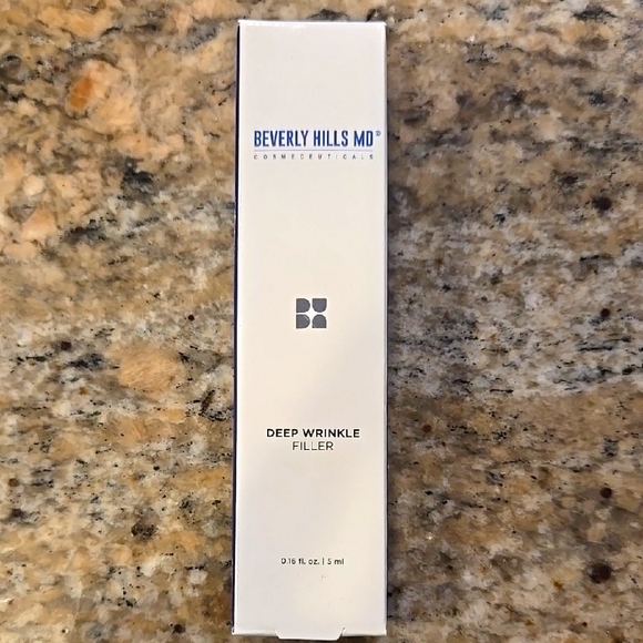 Deep Wrinkle Filler - Picture 1 of 5